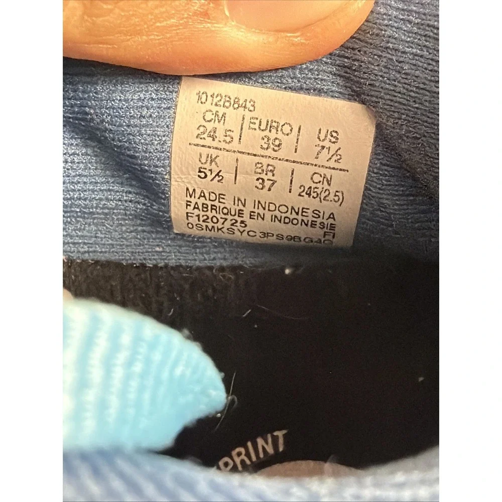 Asics gt 2000